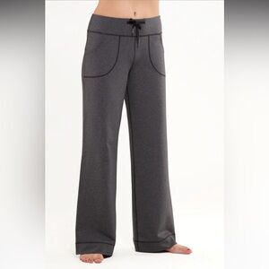 Lululemon Still Pant Heathered Grey Wide Leg Lounge Yoga Travel Pants W5732R 8